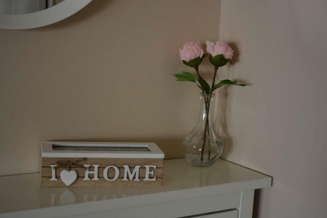Modern Apartment, 5΄ Walk From Central Metro Station Atenas Exterior foto
